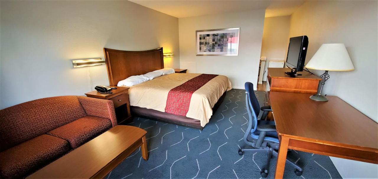 Economy 7 Inn- Newport News Exterior photo